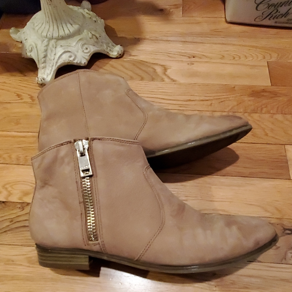 ALDO leather booties boots ankle zip shoes